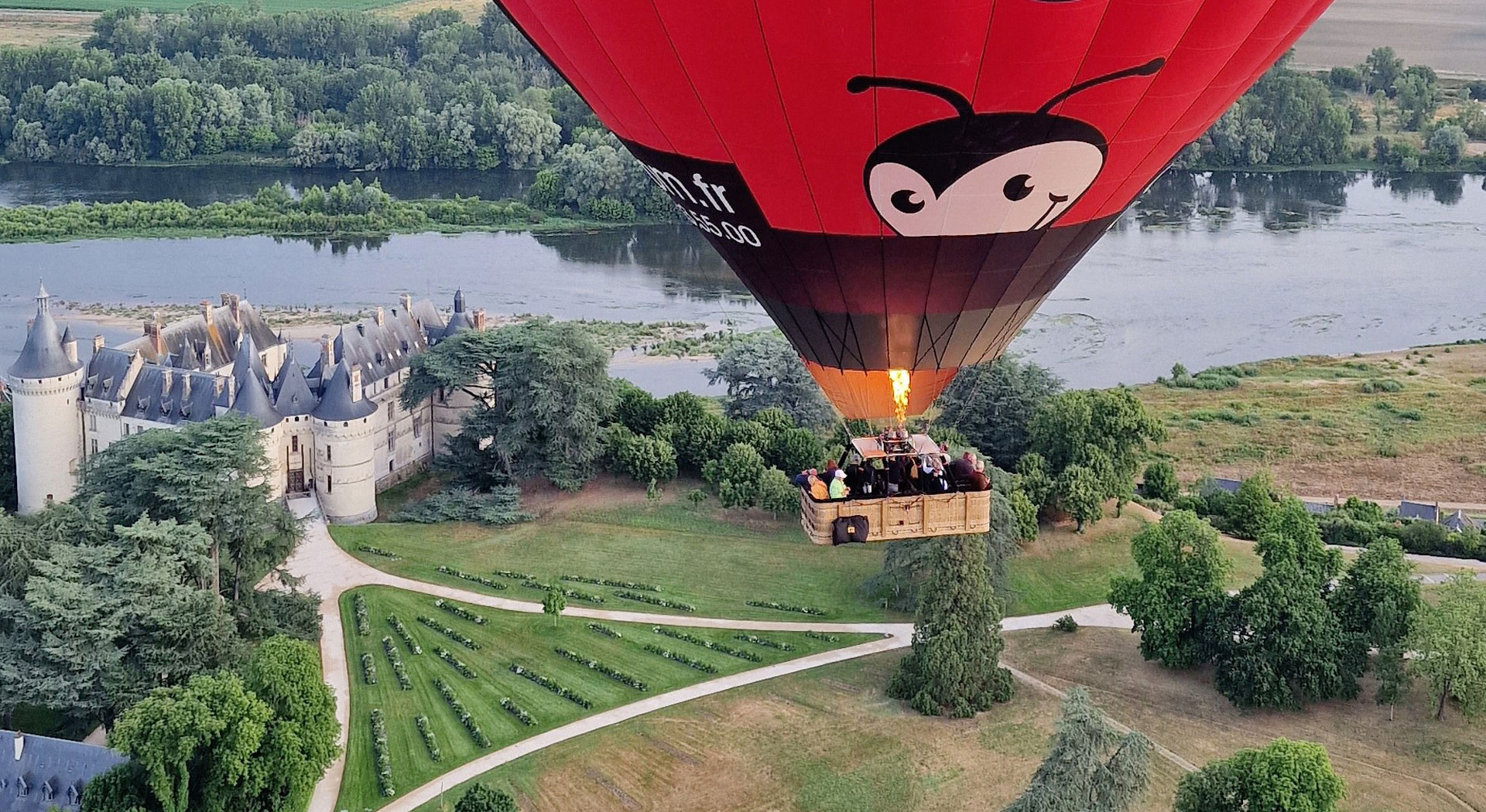 Survol en montgolfière en groupe , Château d'Amboise