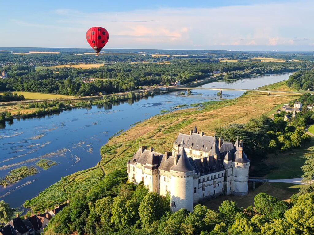 Survol en montgolfière, château de Chaumont