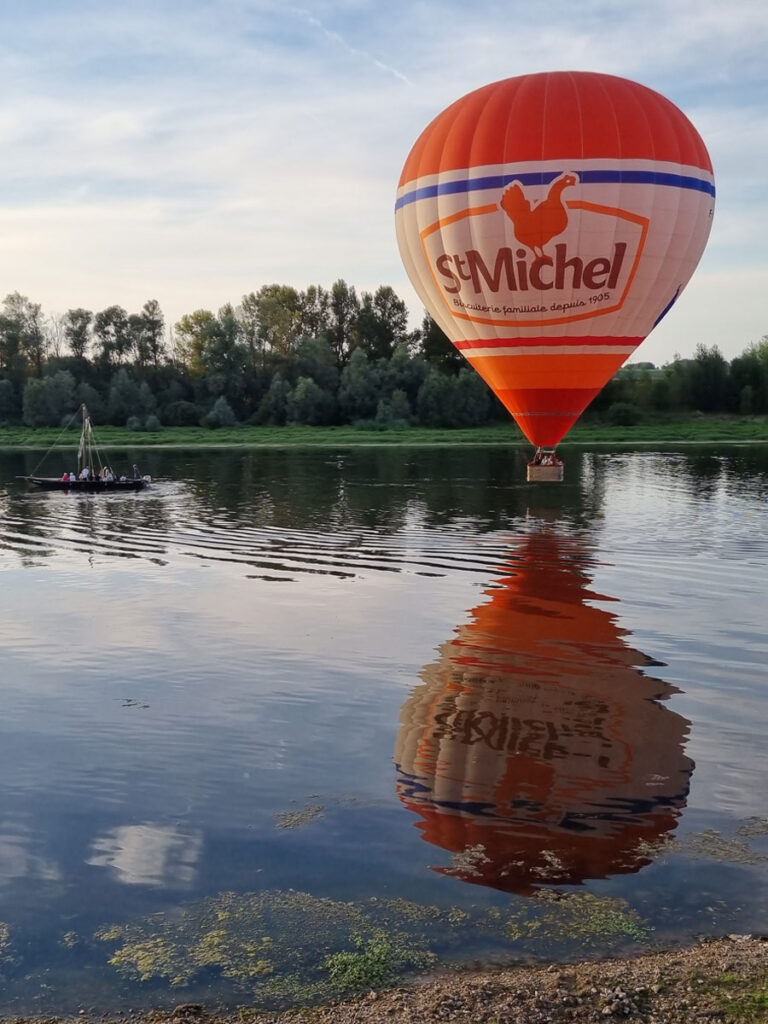 Communication aérienne montgolfière, Saint-Michel